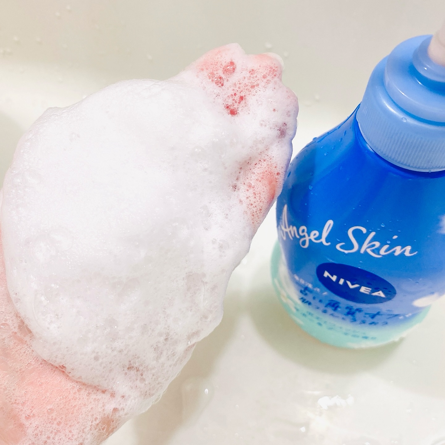 エンジェルスキン ボディウォッシュ サボン＆ブーケの香り/ニベア/ボディソープを使ったクチコミ（3枚目）