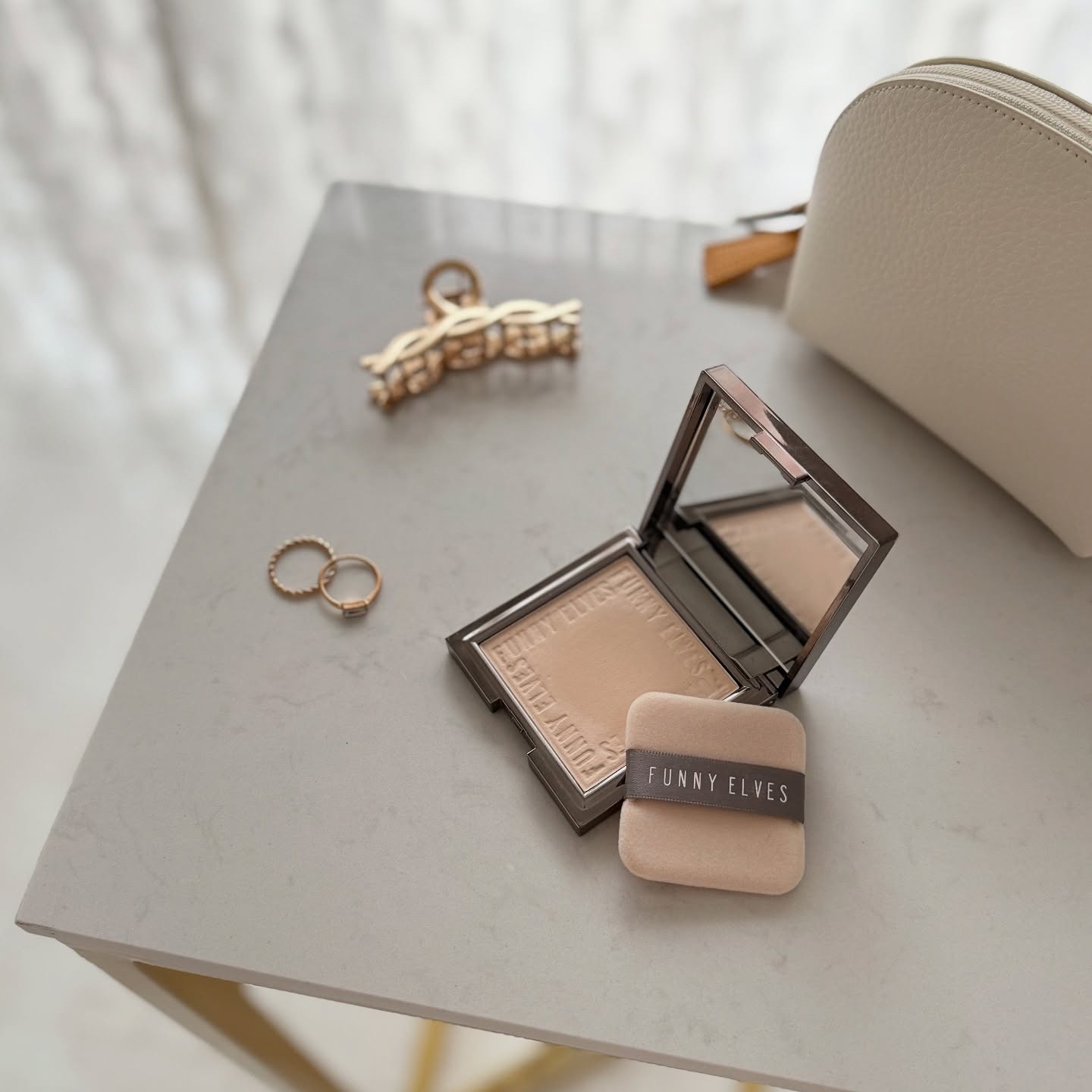 ソフトマットプレストパウダー/FUNNY ELVES方里/プレストパウダーを使ったクチコミ（1枚目）