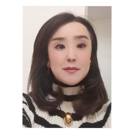 GLOWY TINT BALM/AOU/リップグロスを使ったクチコミ(4枚目)