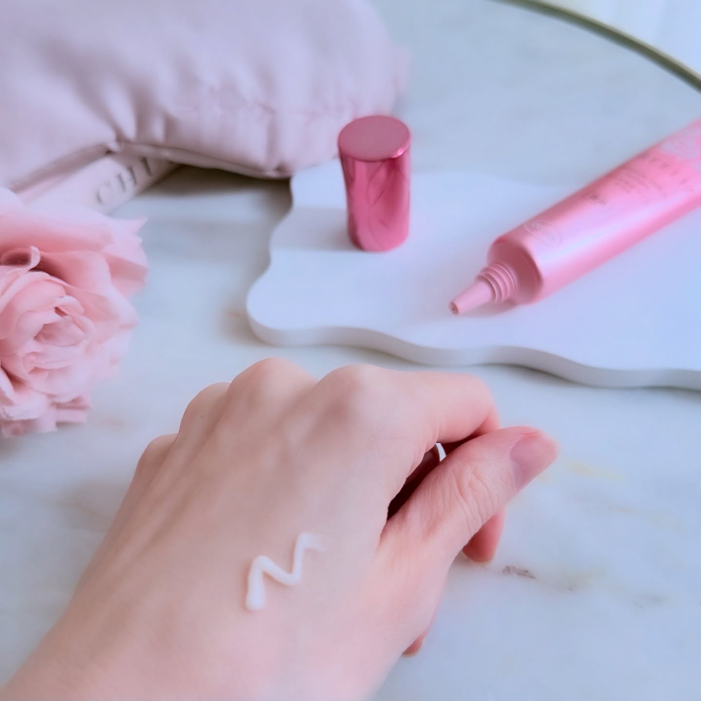 コープ フリーリア 薬用リンクルホワイトセラムＥのクチコミ「⁡
⁡
⁡
＼ コープ発の自然派エイジングケアコスメ ／
⁡
▫️フリーリア　
⁡
「植.....」（2枚目）