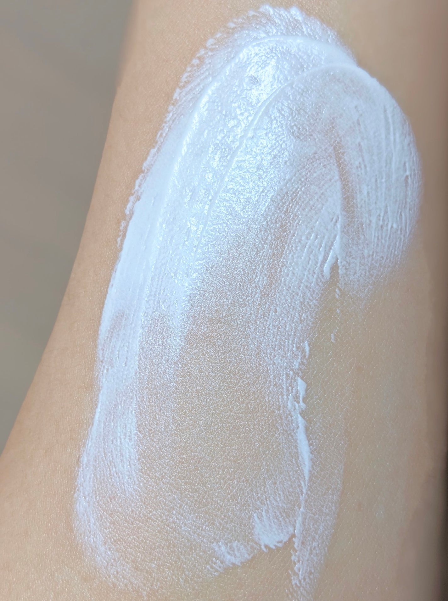 スキンプライマー UV プロテクター(フェイス&ボディ)/ブリリアージュ/化粧下地を使ったクチコミ(4枚目)