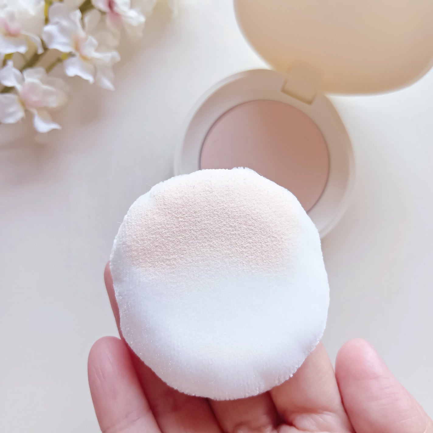 サナ 素肌記念日 薬用スキンケアパウダー ACホワイト【医薬部外品】/素肌記念日/プレストパウダーを使ったクチコミ(3枚目)