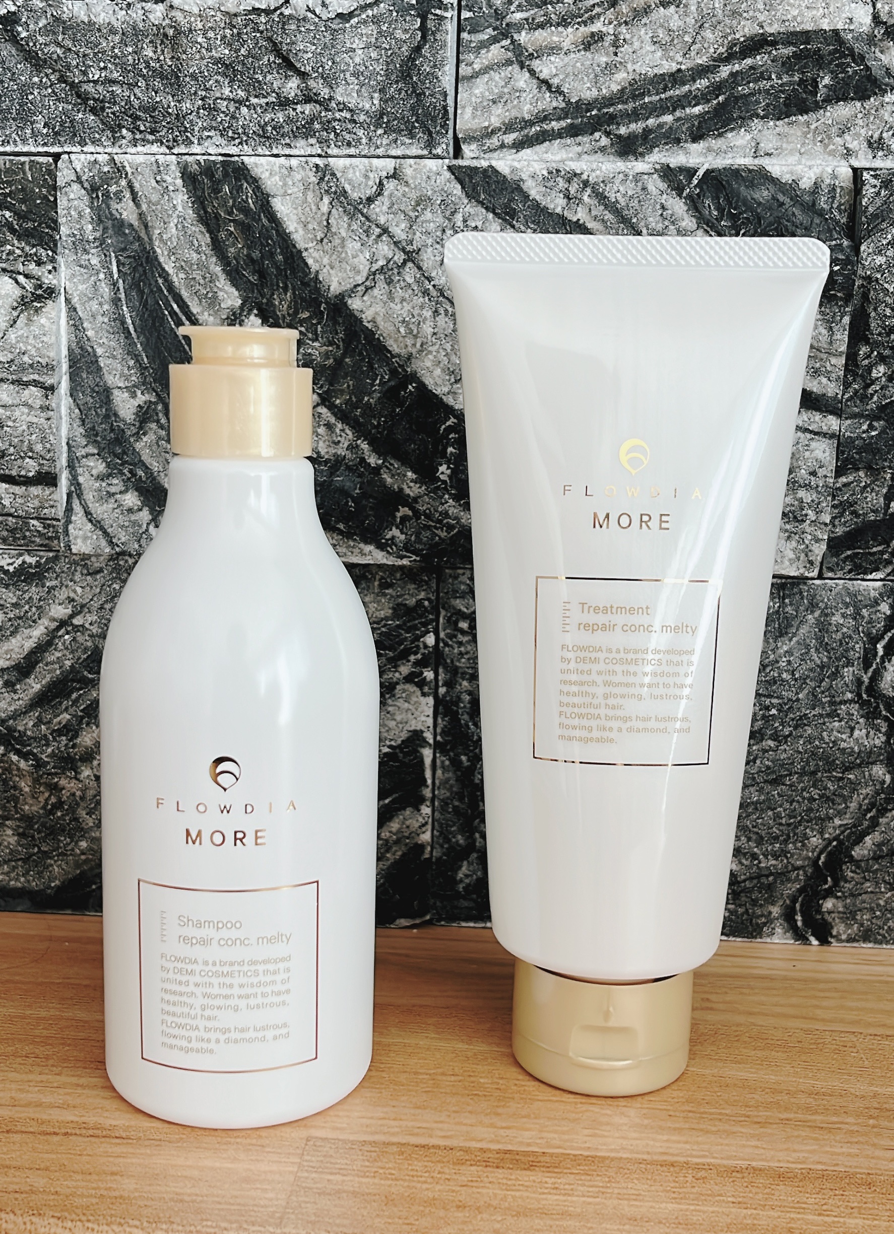 フローディアモア シャンプー リペアコンクメルティー/FLOWDIA/サロンシャンプーを使ったクチコミ（1枚目）