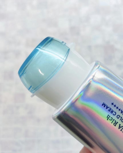 アクアリッチ エアリーホールドクリーム(呼吸感ベールUV)/ビオレ/日焼け止めクリームを使ったクチコミ(2枚目)