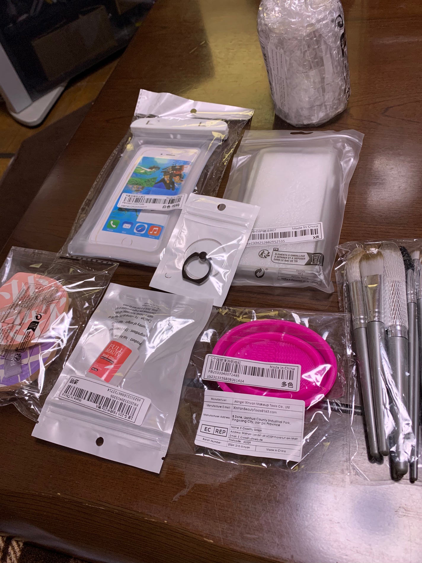 orange_make_v6r on LIPS 「SHEINでお買い物〜メイクブラシは不良品?が1つだけ入ってた..」(3枚目)