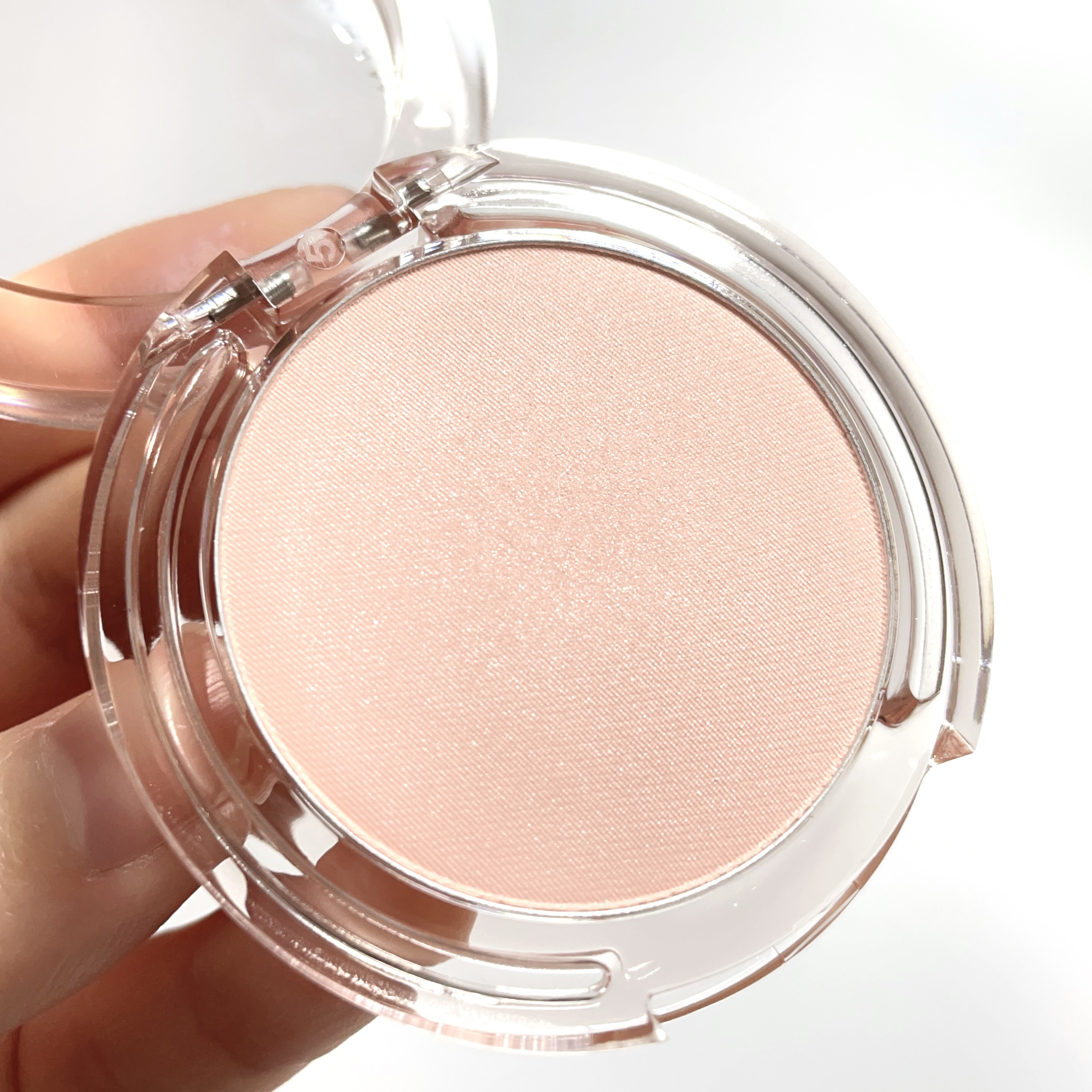 プライミング ベール チーク/B. by BANILA/パウダーチークを使ったクチコミ（2枚目）