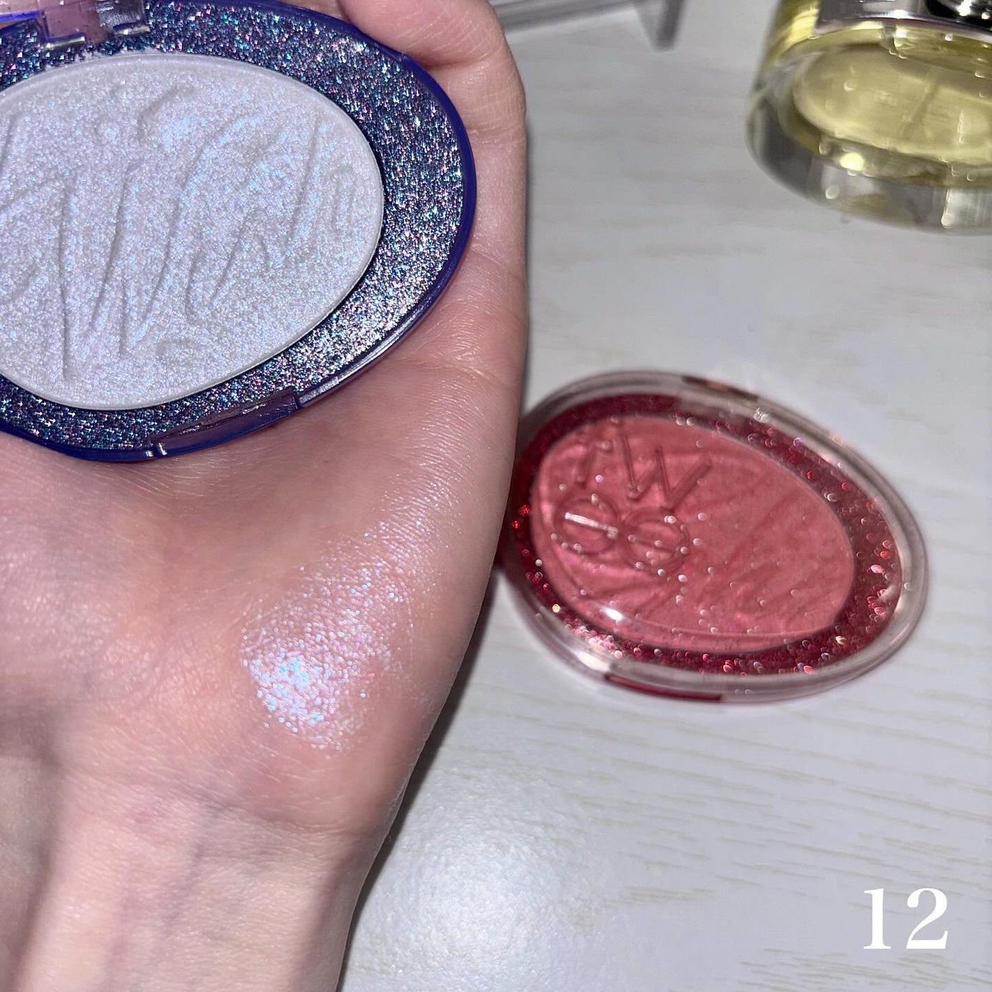 フィー グリッツストーンハイライター/fwee/パウダーハイライトを使ったクチコミ(4枚目)