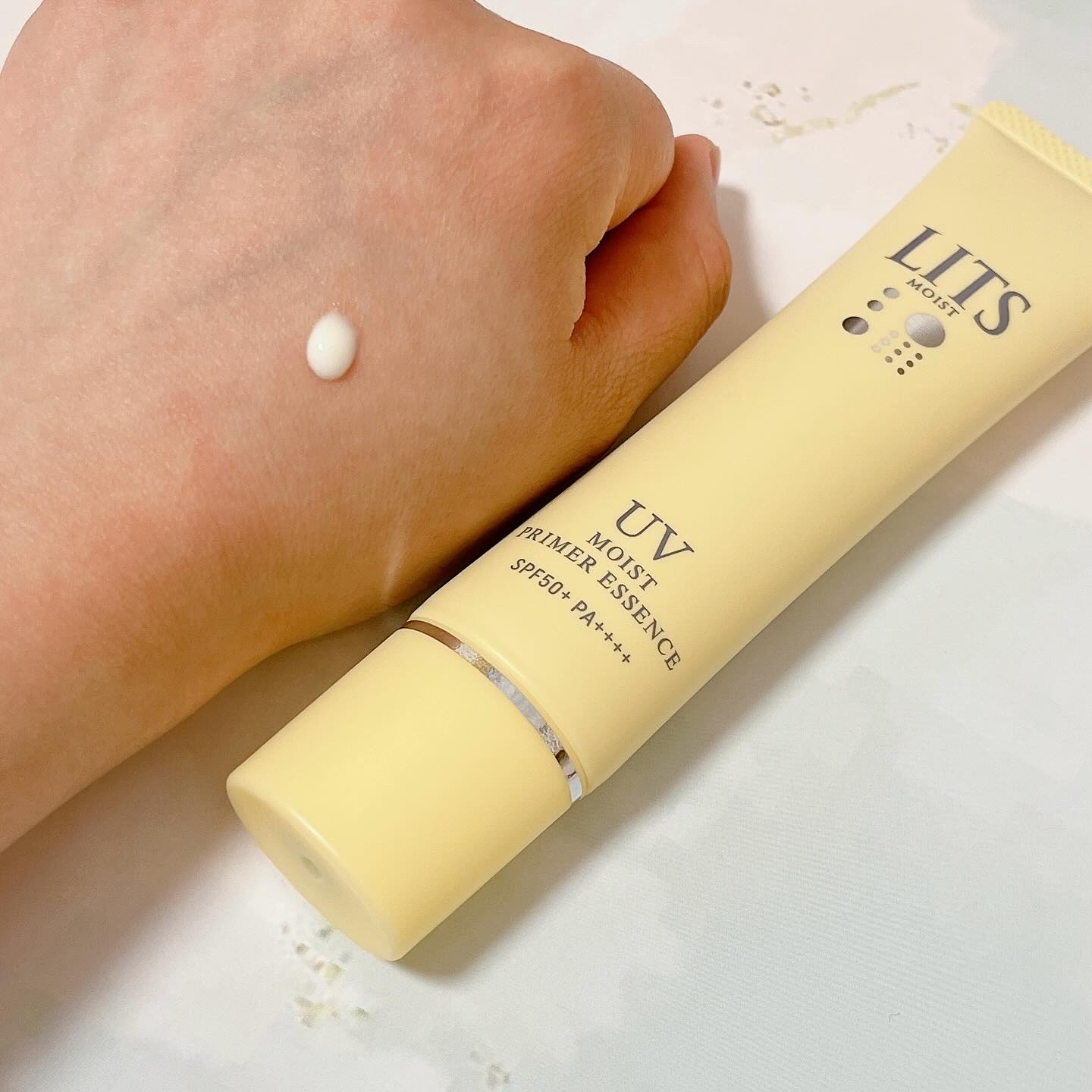 モイストC UVプライマー エッセンス/リッツ/化粧下地を使ったクチコミ（3枚目）