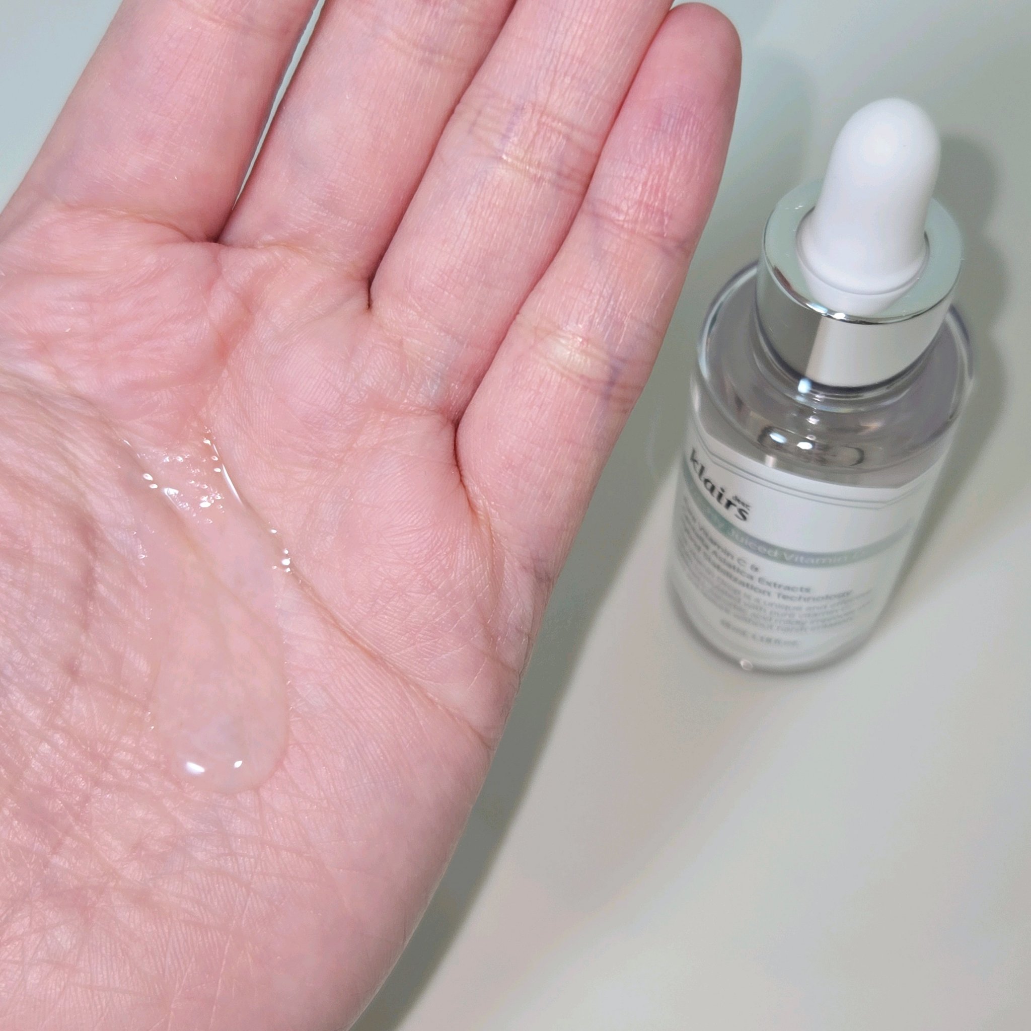 フレッシュリージュースドビタミンドロップ(35ml)/Klairs/美容液を使ったクチコミ（3枚目）