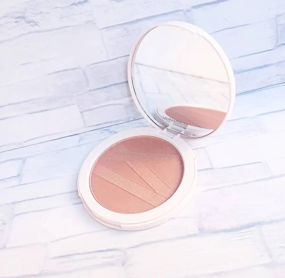 ローズ ピルエット イルミネーター/ローラ メルシエ/パウダーハイライトを使ったクチコミ（2枚目）