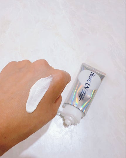 アクアリッチ エアリーホールドクリーム(呼吸感ベールUV)/ビオレ/日焼け止めクリームを使ったクチコミ(6枚目)