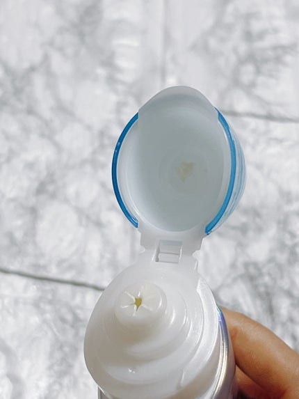 アクアリッチ エアリーホールドクリーム(呼吸感ベールUV)/ビオレ/日焼け止めクリームを使ったクチコミ(6枚目)