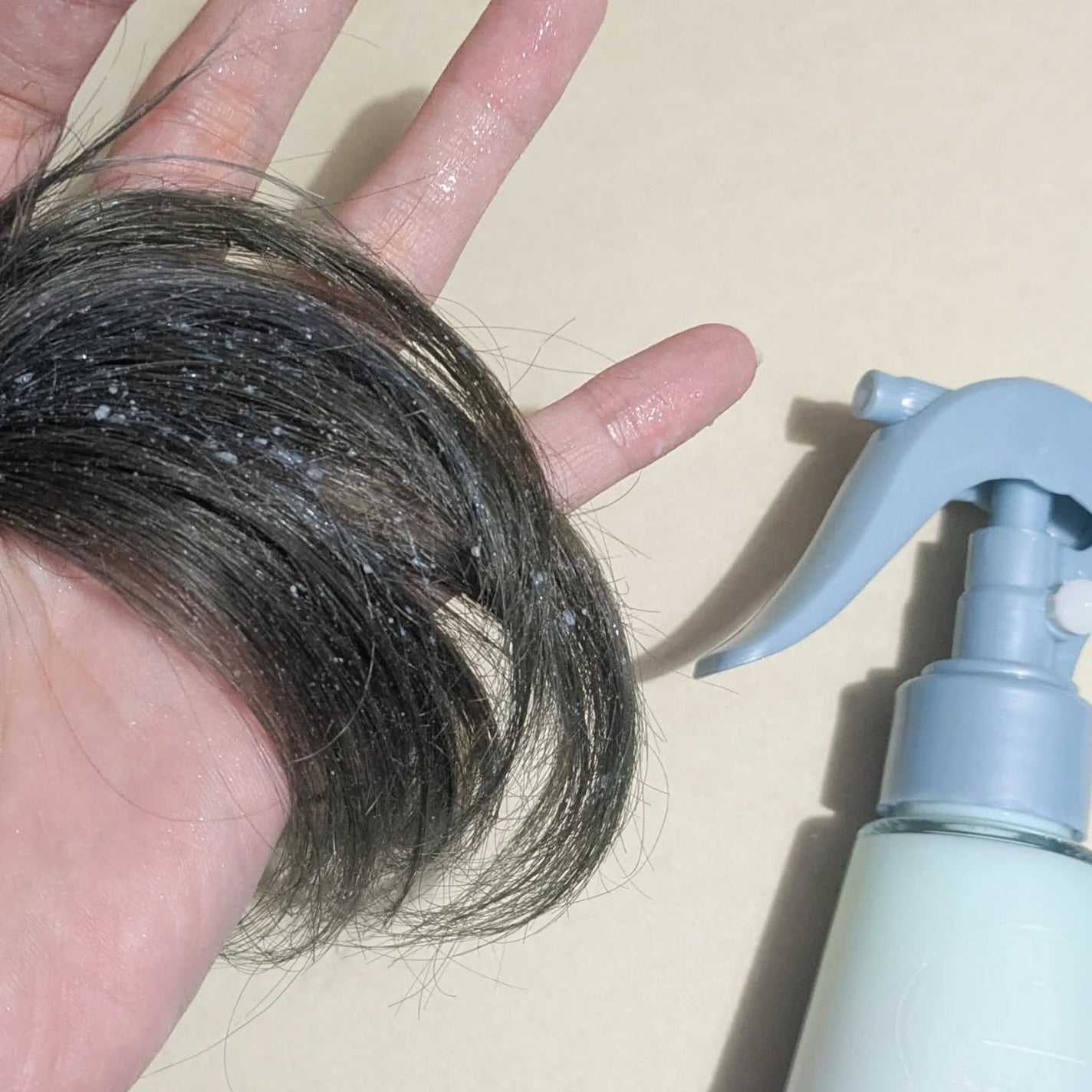 ヒリツ バランスリペアセラムミスト オーロラ/hiritu/ヘアミストを使ったクチコミ(3枚目)