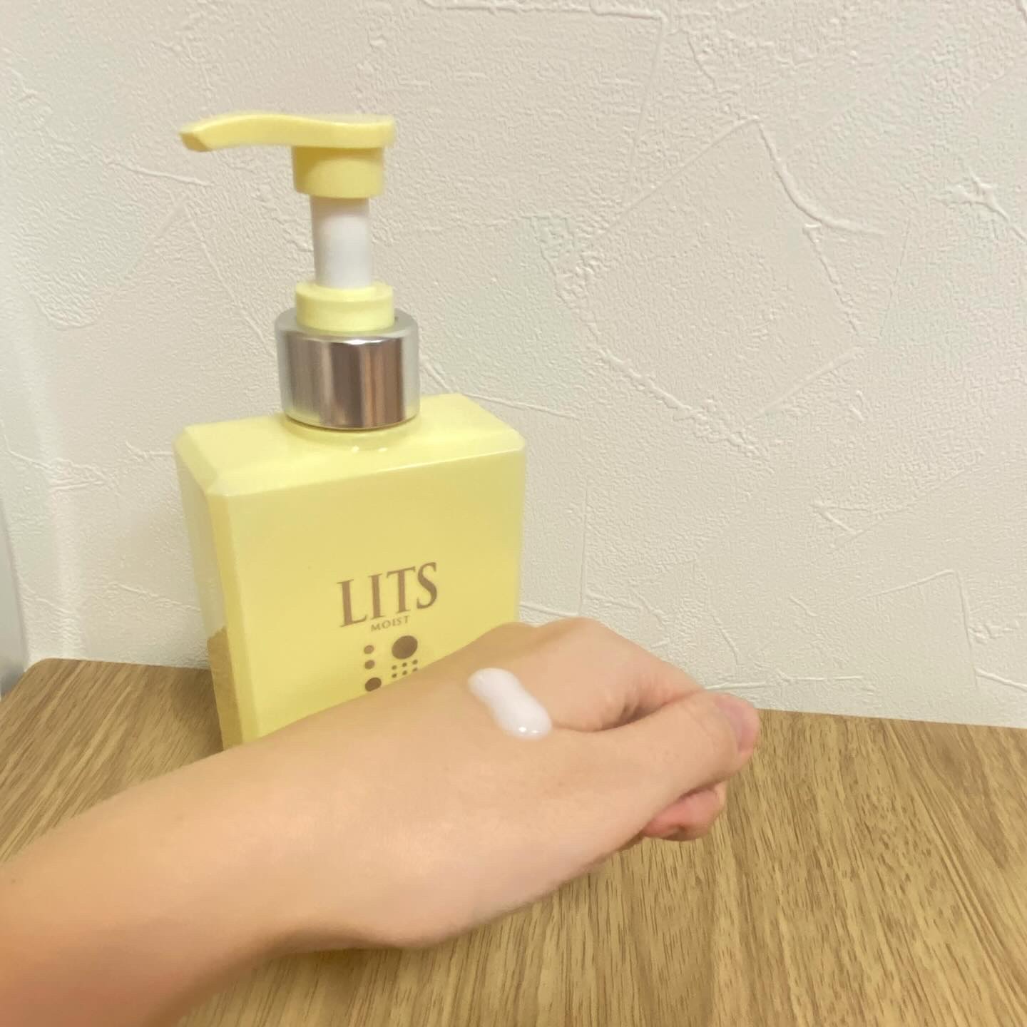 モイストC 薬用ボディミルク リラックスハーブの香り/リッツ/ボディミルクを使ったクチコミ（2枚目）