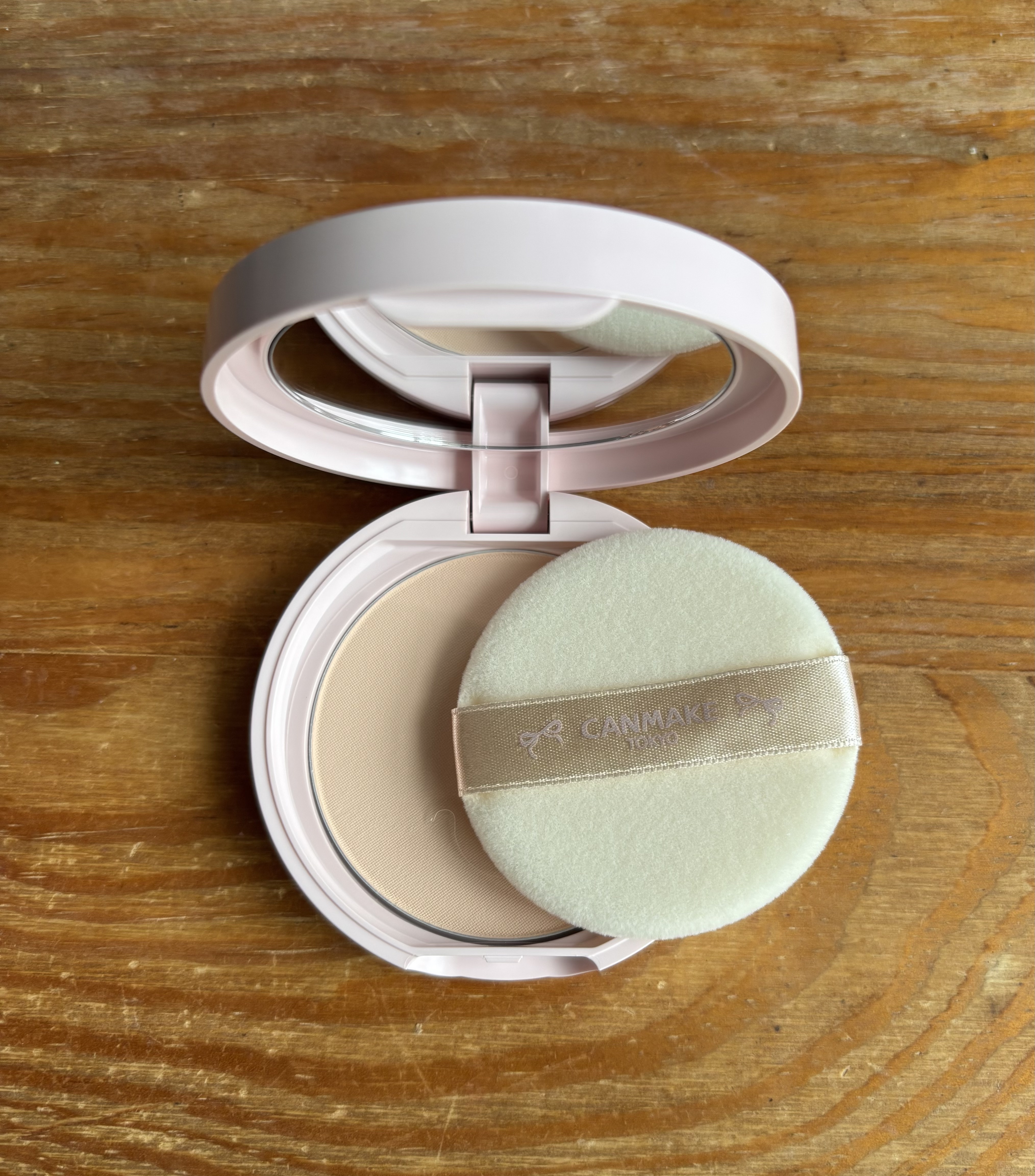 マシュマロフィニッシュパウダー ML マットライトオークル（限定パッケージ）/キャンメイク/プレストパウダーを使ったクチコミ（2枚目）