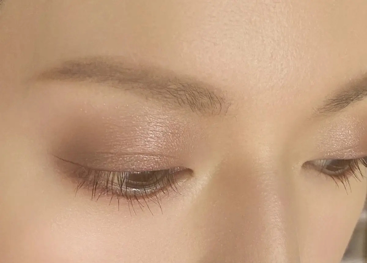 インフィニット シングル アイズ/RMK/単色アイシャドウを使ったクチコミ（2枚目）