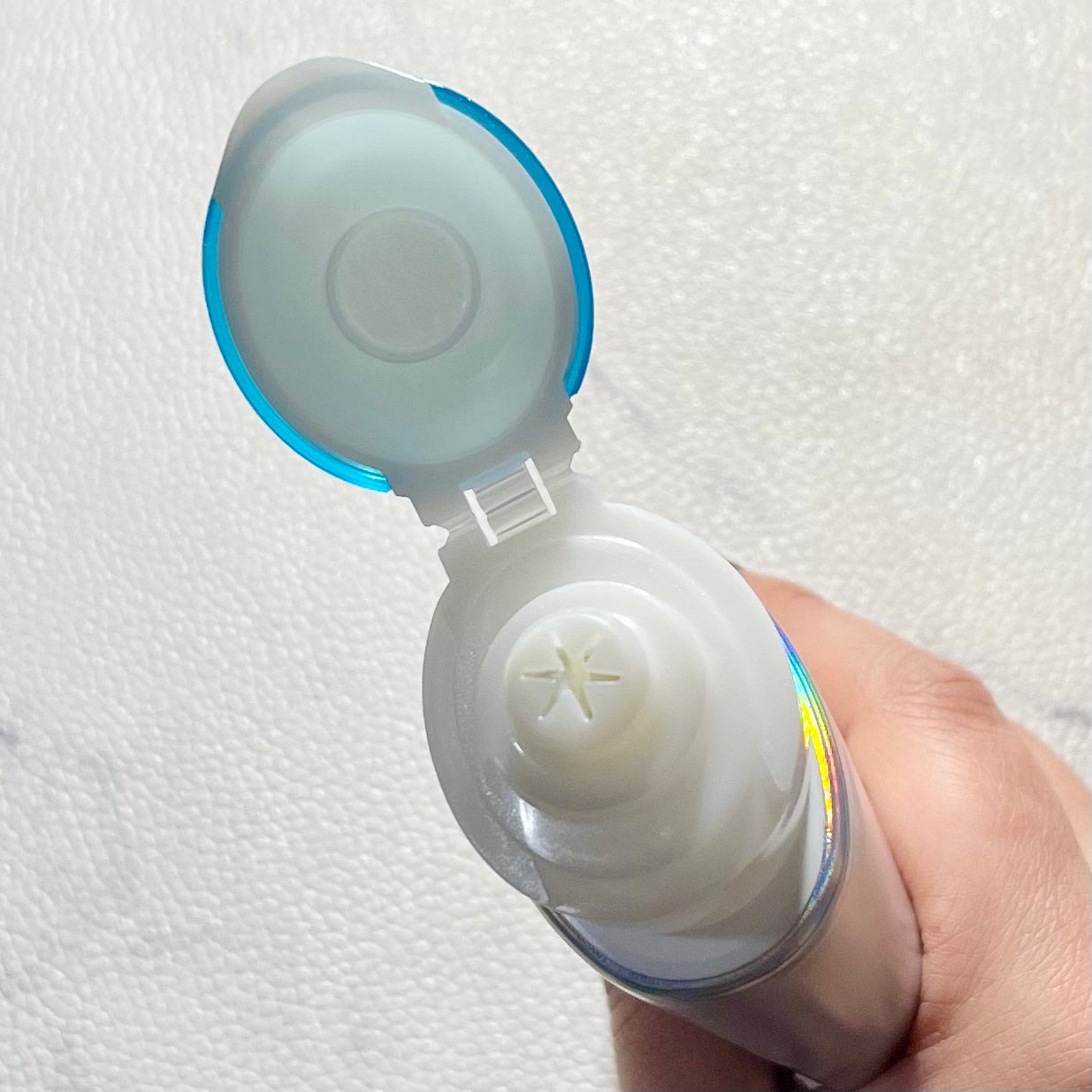 アクアリッチ エアリーホールドクリーム(呼吸感ベールUV)/ビオレ/日焼け止めクリームを使ったクチコミ(5枚目)