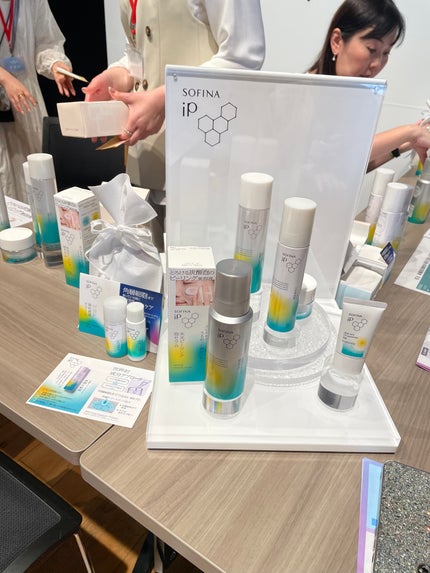 なお on LIPS 「MAQUIAサロン 03.23#明日の私をMAKEしよう参加し..」(5枚目)