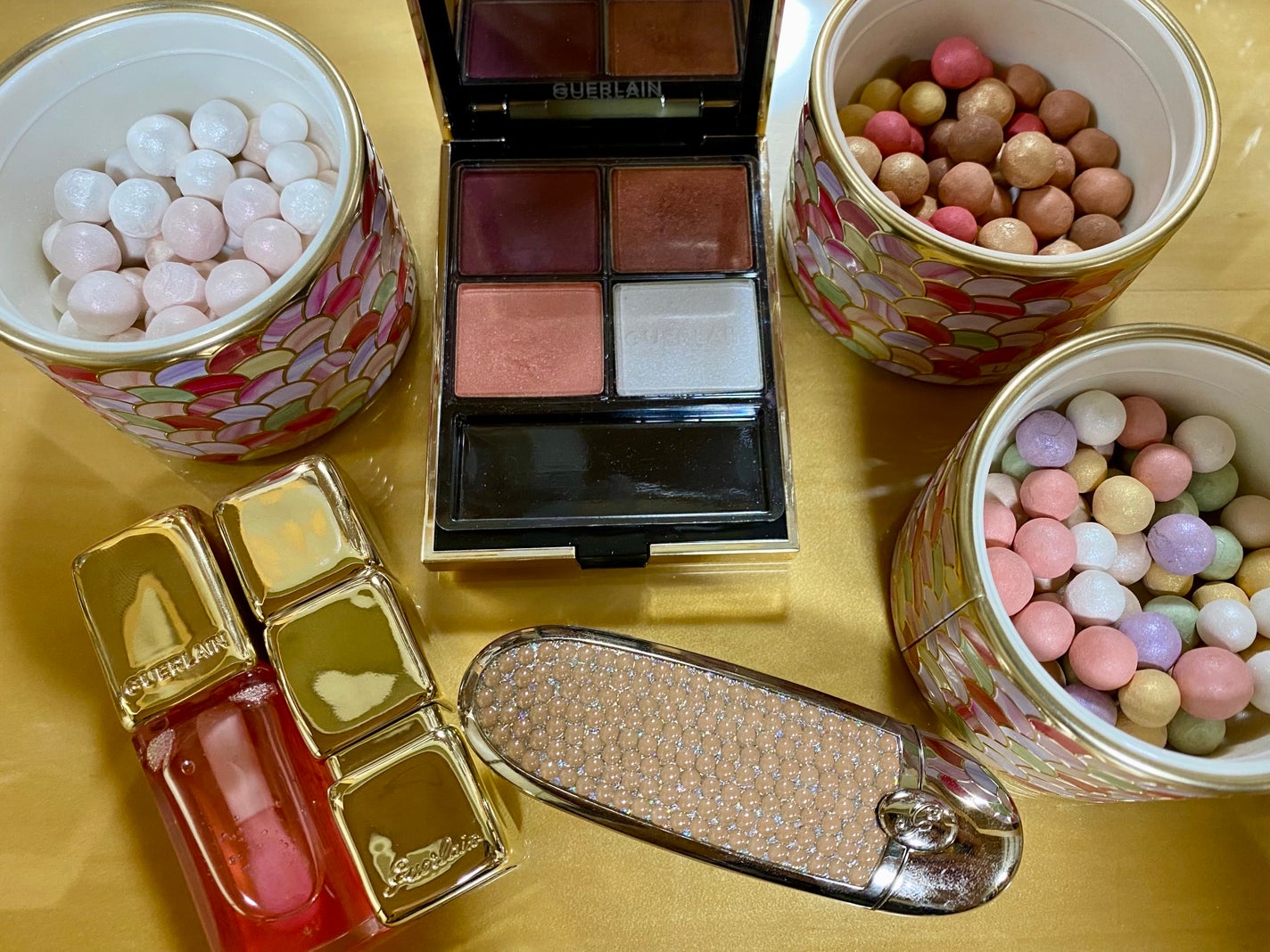 メテオリット ビーユ/GUERLAIN/フェイスパウダーを使ったクチコミ(4枚目)