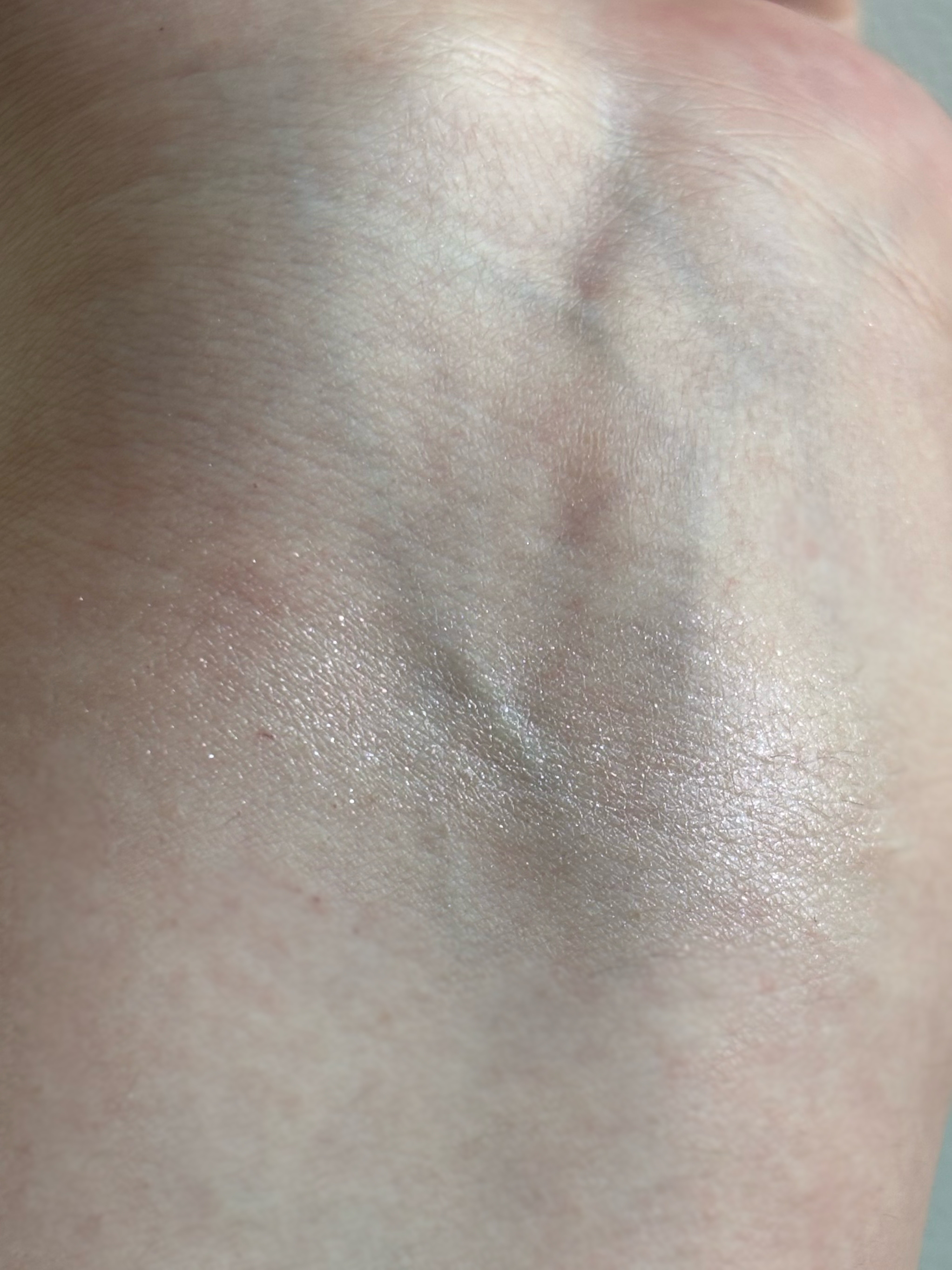 シャインハイライターバーム/hana by hince/クリームハイライトを使ったクチコミ（3枚目）