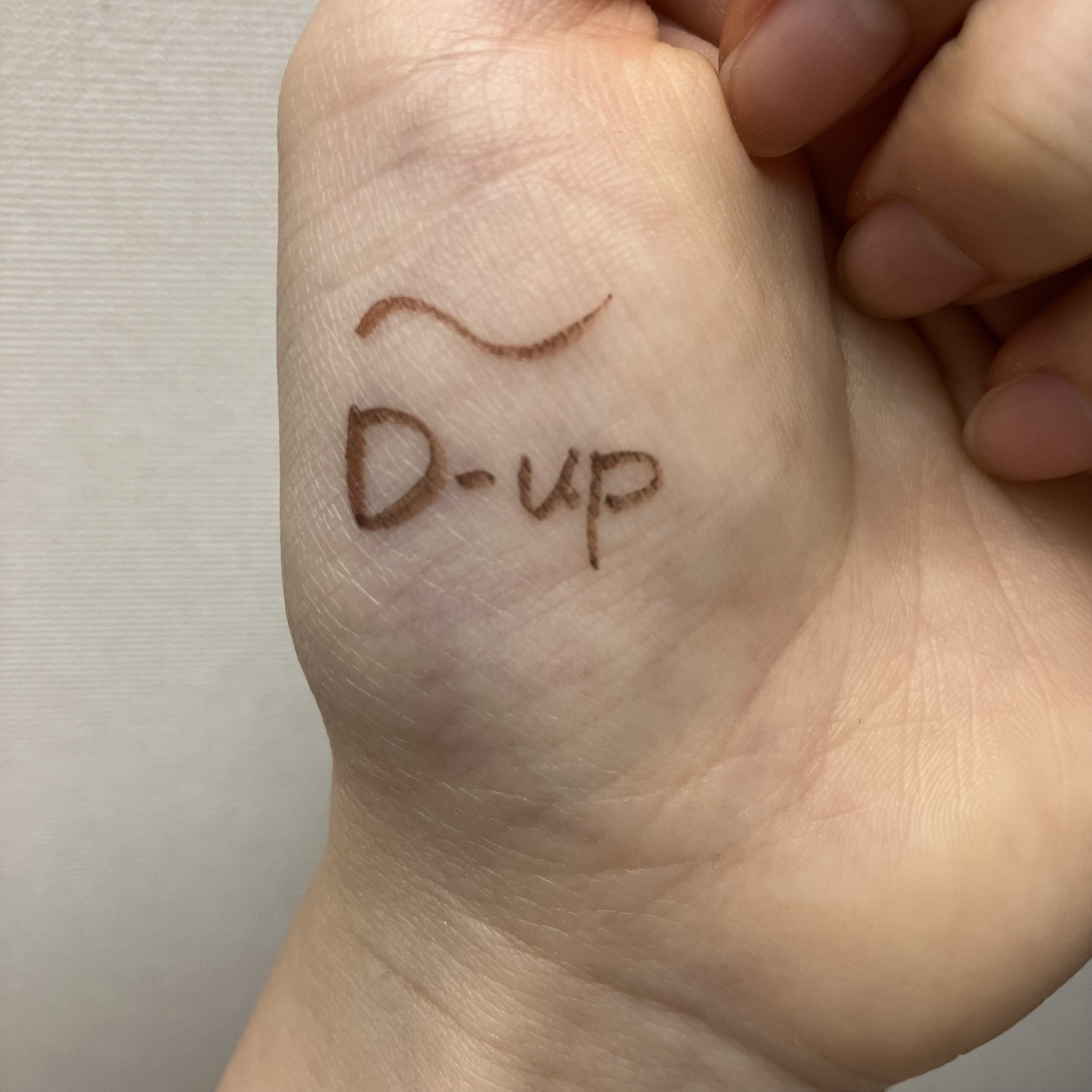 シルキーリキッドアイライナーWP/D-UP/リキッドアイライナーを使ったクチコミ（3枚目）