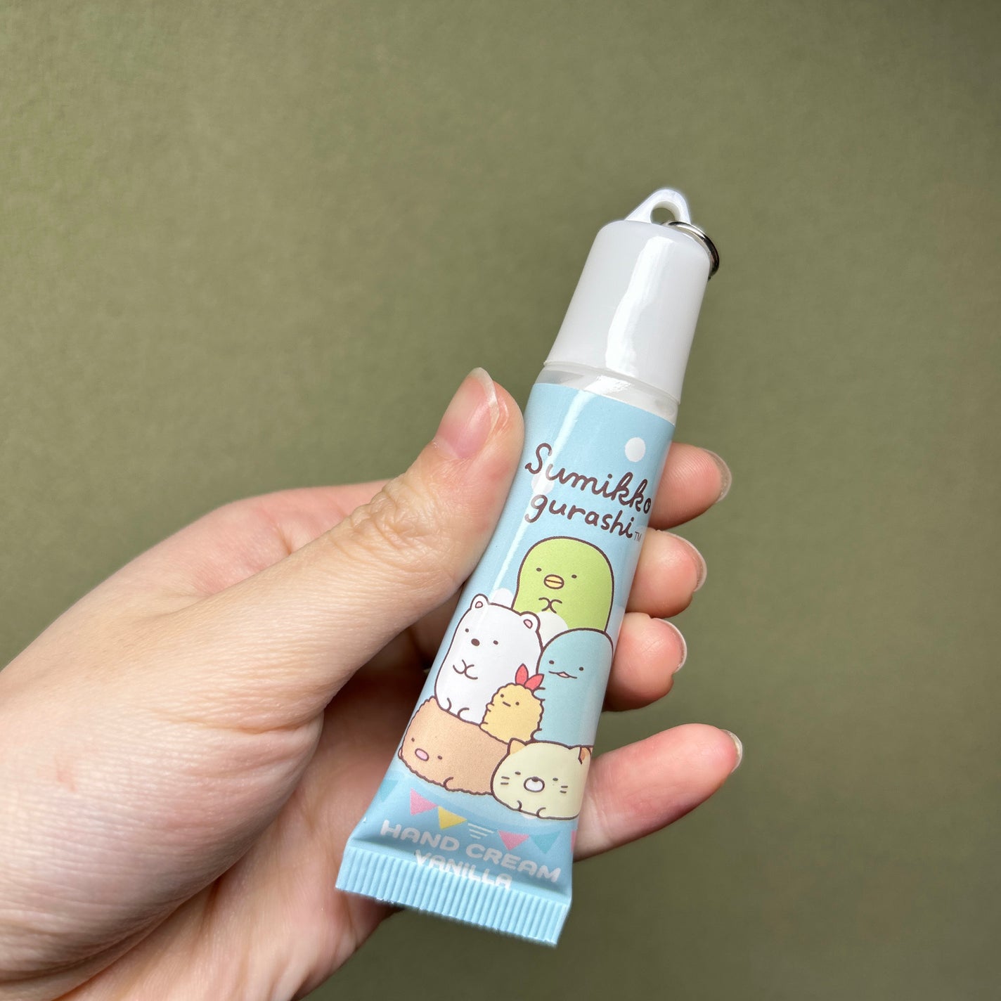 Ryuki*フォロバ on LIPS 「プレゼントで貰ったハンドクリームとリップのセット!〜後編〜✼•..」(1枚目)