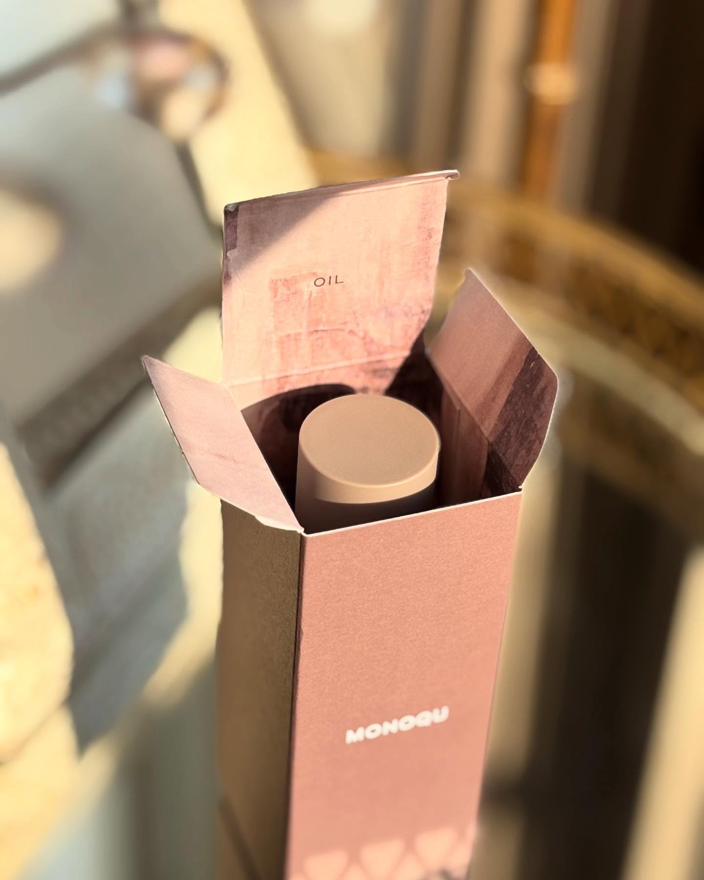 OIL/MONOQU/ヘアオイルを使ったクチコミ（2枚目）