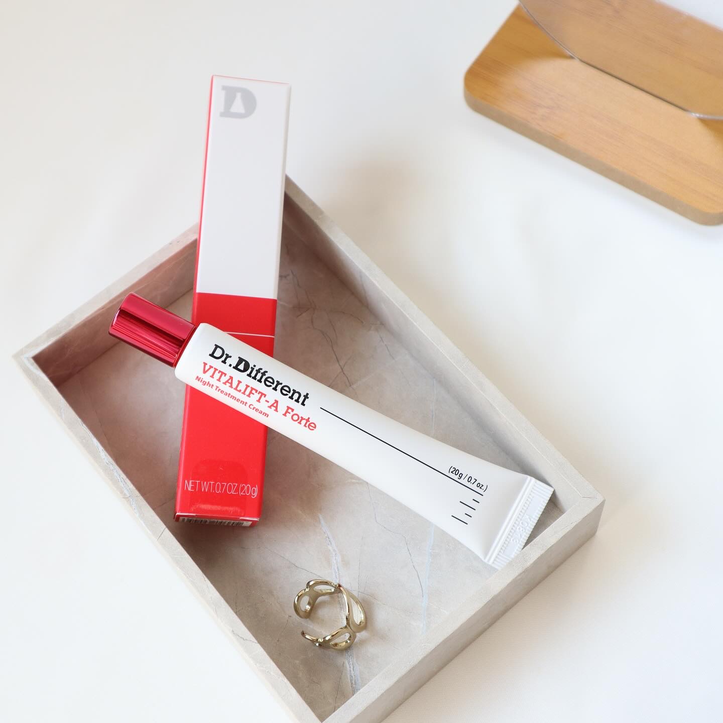 VITALIFT A forte/Dr.Different/フェイスクリームを使ったクチコミ（1枚目）