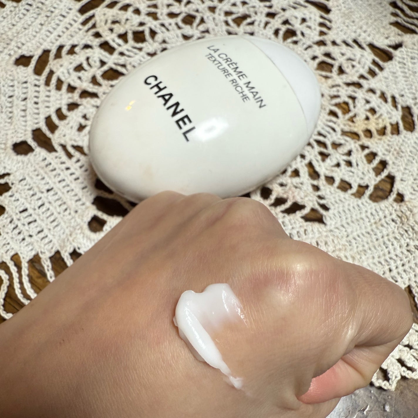 ラ クレーム マン テクスチャー リッシュ/CHANEL/ハンドクリームを使ったクチコミ(2枚目)