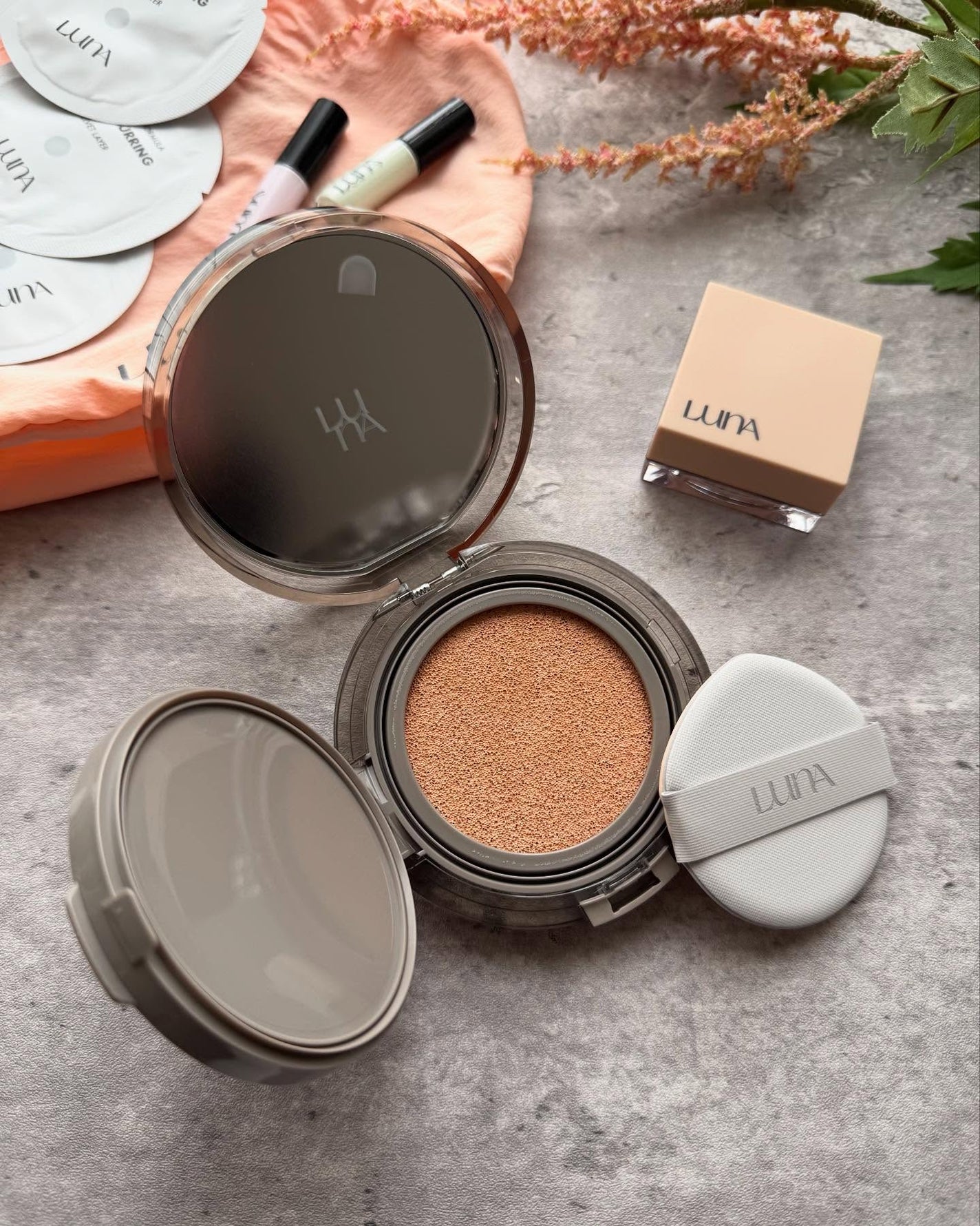 ブラーカバークッション/LUNA/クッションファンデーションを使ったクチコミ(1枚目)