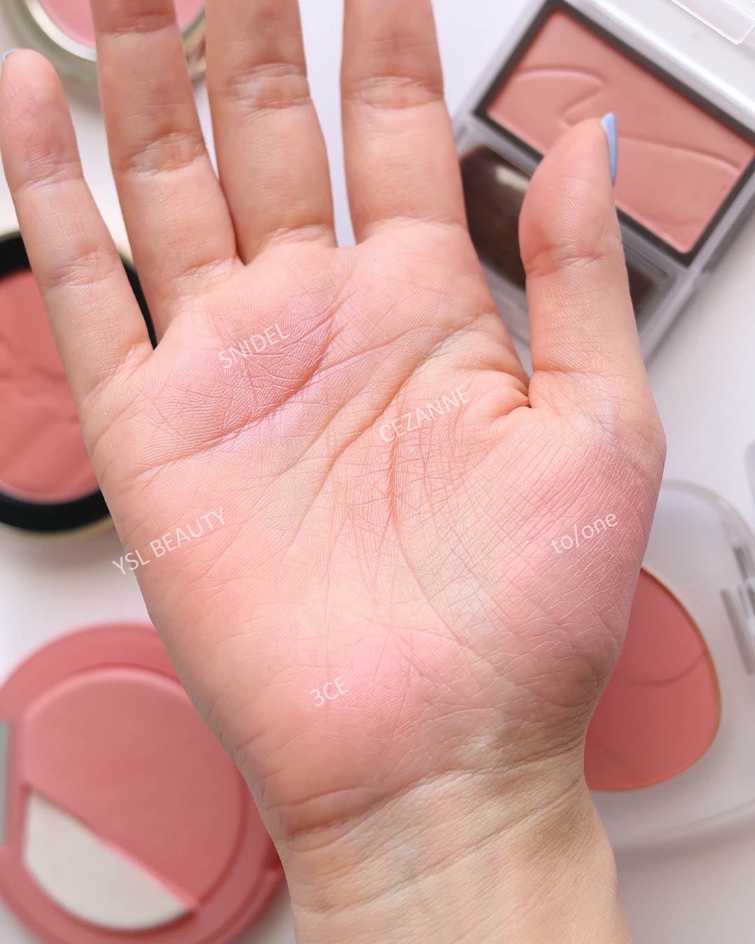 チークブラッシュ/CEZANNE/パウダーチークを使ったクチコミ（3枚目）