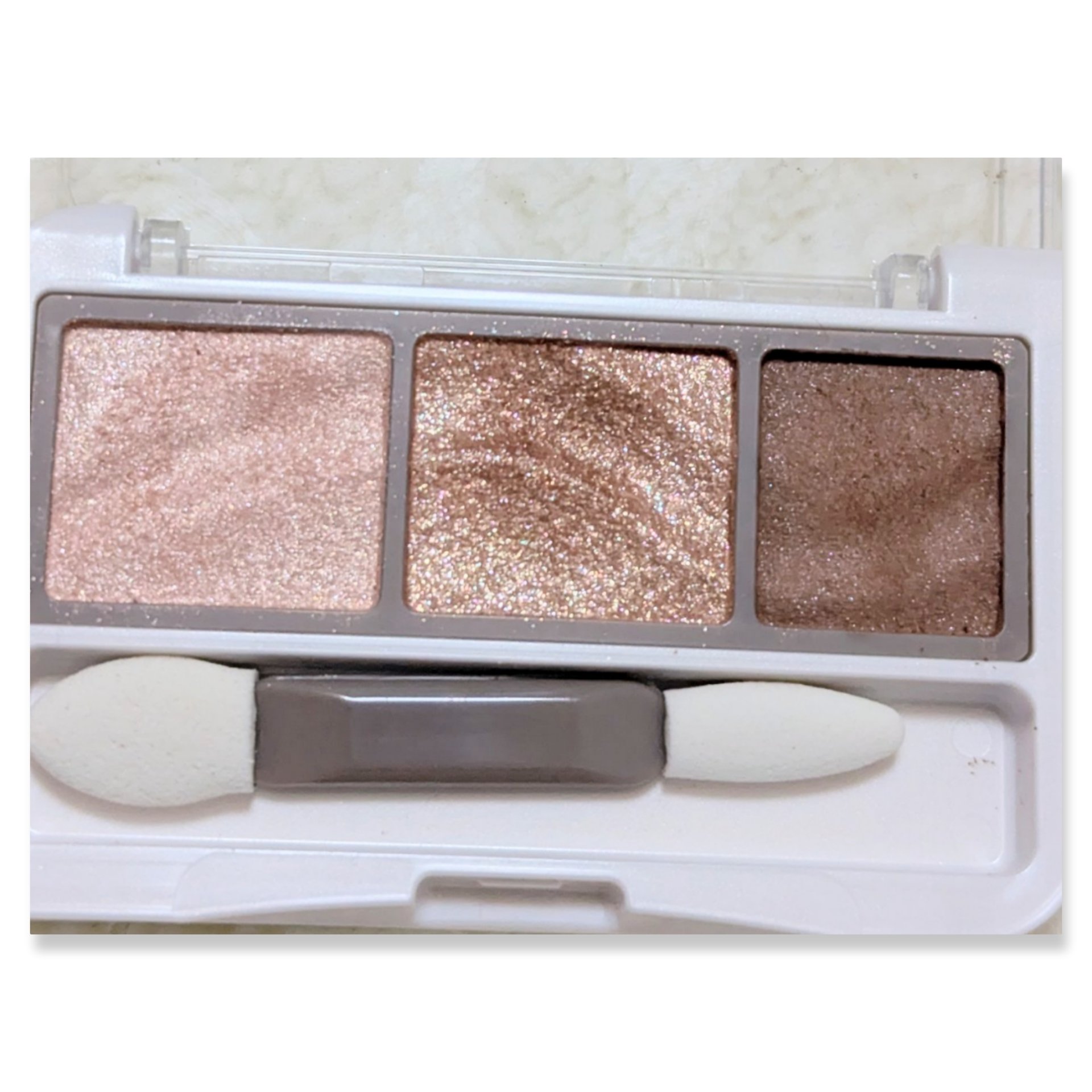 ライティングアップアイシャドウ/CEZANNE/アイシャドウを使ったクチコミ（3枚目）