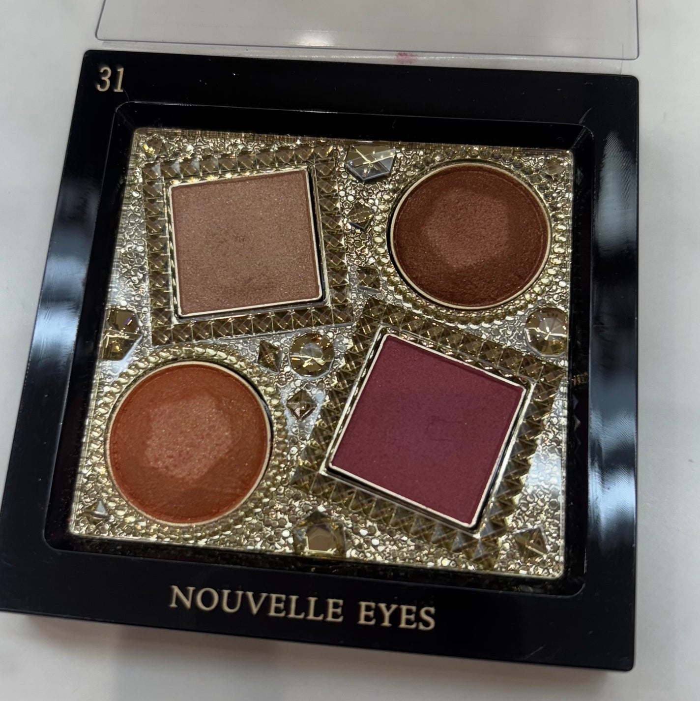 エレガンス ヌーヴェル アイズ/Elégance/アイシャドウパレットを使ったクチコミ(1枚目)