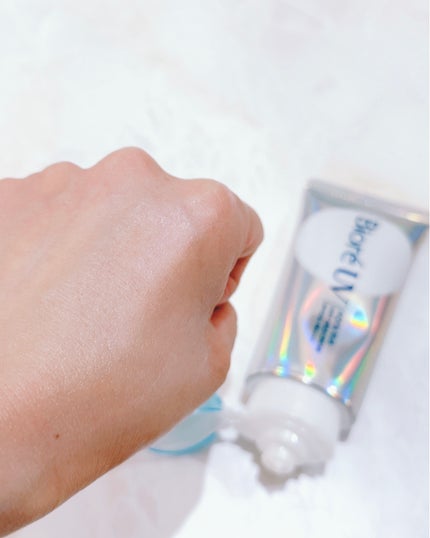 アクアリッチ エアリーホールドクリーム(呼吸感ベールUV)/ビオレ/日焼け止めクリームを使ったクチコミ(7枚目)