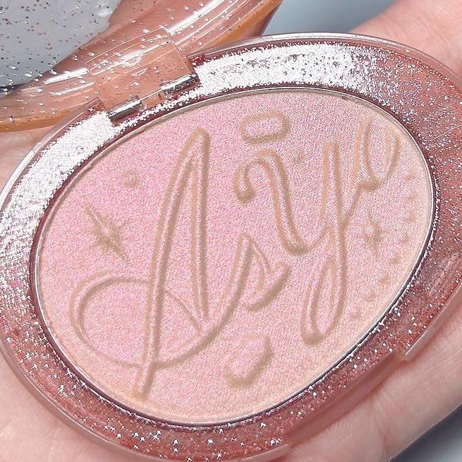 フィー グリッツストーンハイライター/fwee/パウダーハイライトを使ったクチコミ(3枚目)