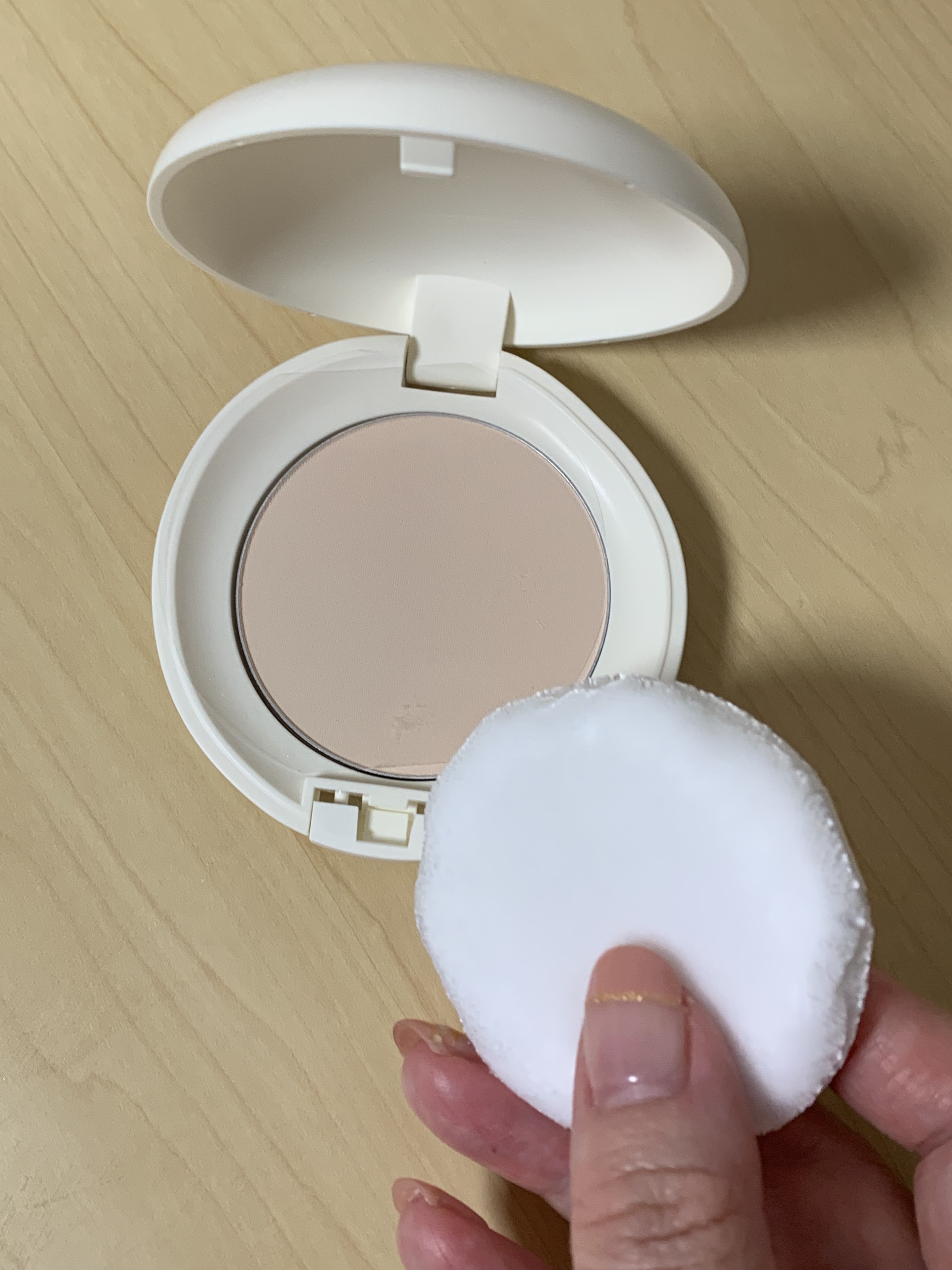 サナ 素肌記念日 薬用スキンケアパウダー ACホワイト【医薬部外品】/素肌記念日/プレストパウダーを使ったクチコミ（3枚目）