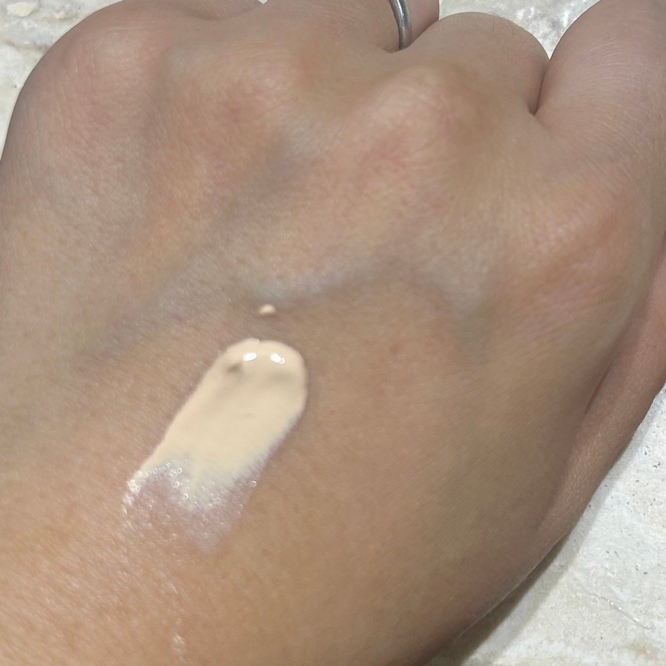 3番 ノーファンデ陶器肌トーンアップクリーム/numbuzin/化粧下地を使ったクチコミ(2枚目)