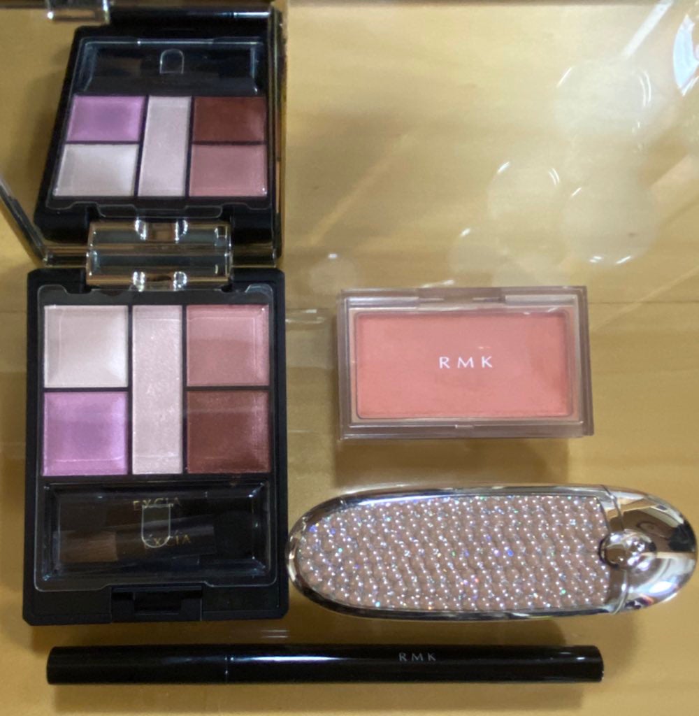 イレジスティブル スケッチリップライナー/RMK/リップライナーを使ったクチコミ(4枚目)