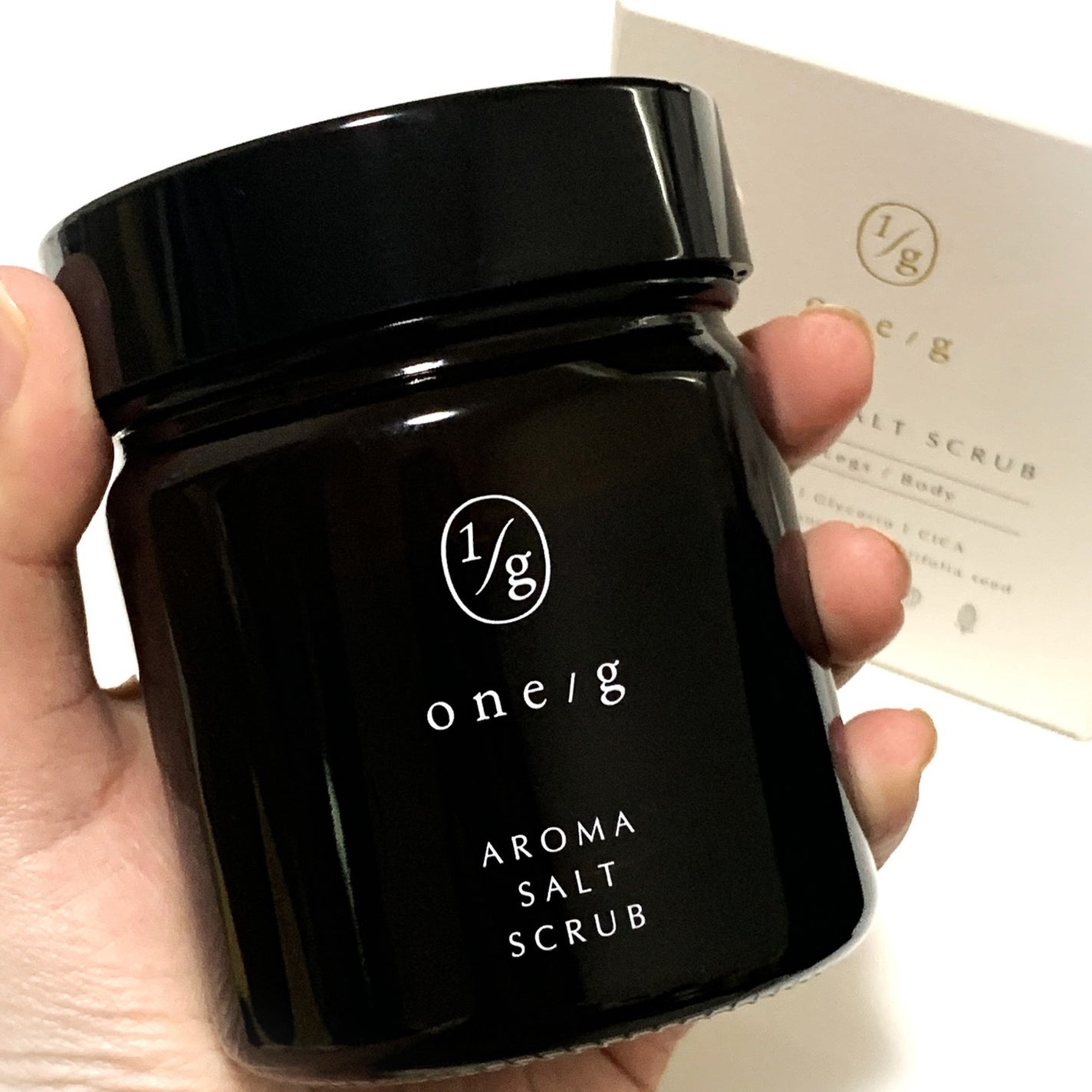 アロマソルトスクラブ/ワンオーバージー/ボディスクラブを使ったクチコミ(2枚目)