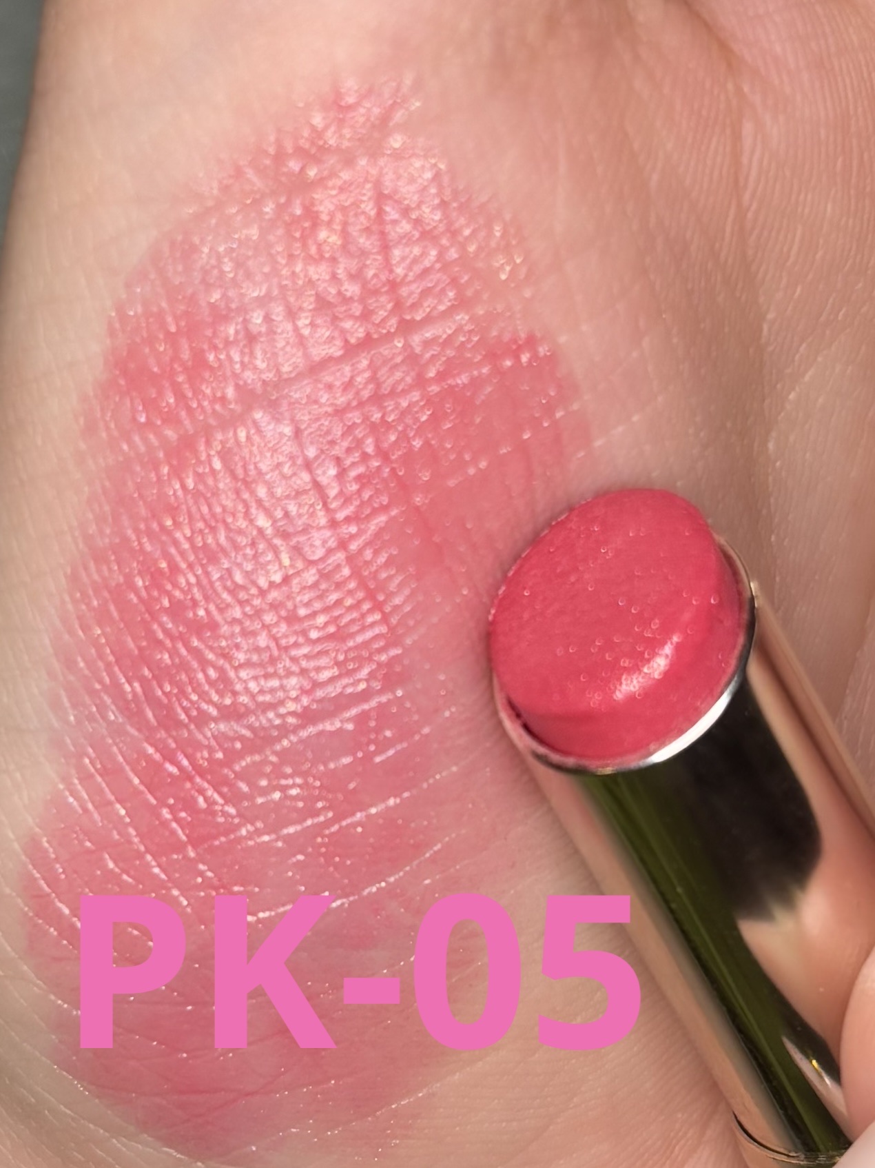 シャイニーエッセンスリップA PK-05/media/口紅を使ったクチコミ（1枚目）