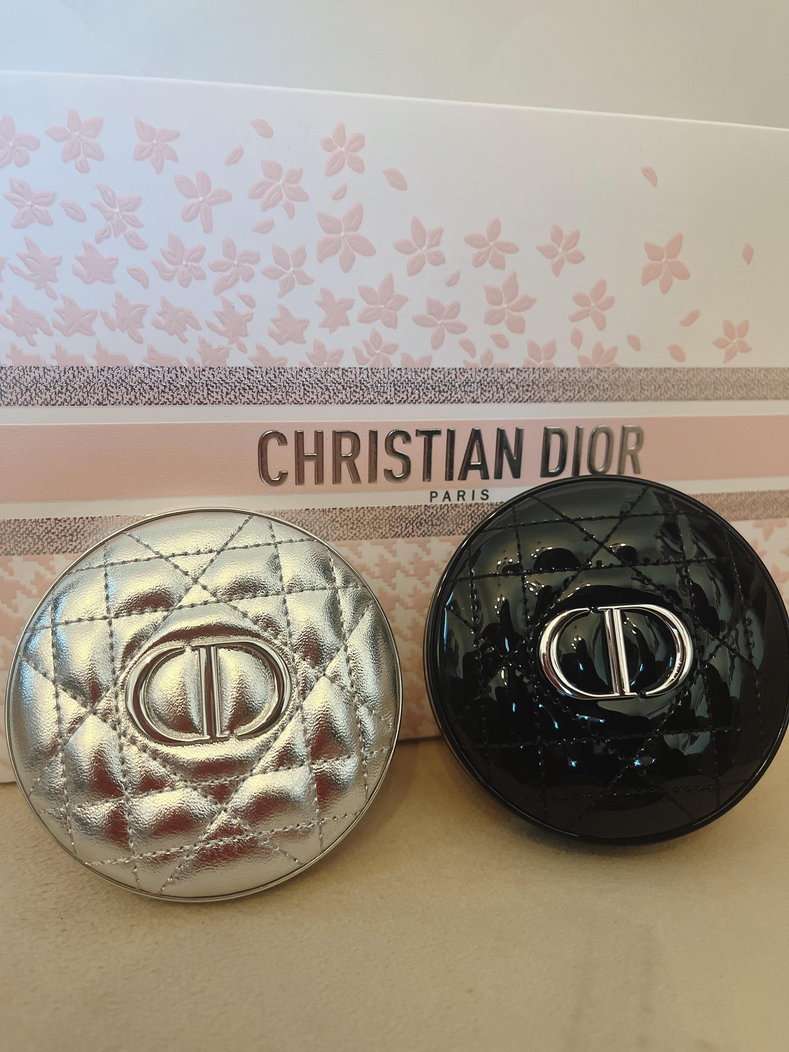 ディオールスキン フォーエヴァー クッション ケース/Dior/その他化粧小物を使ったクチコミ（1枚目）