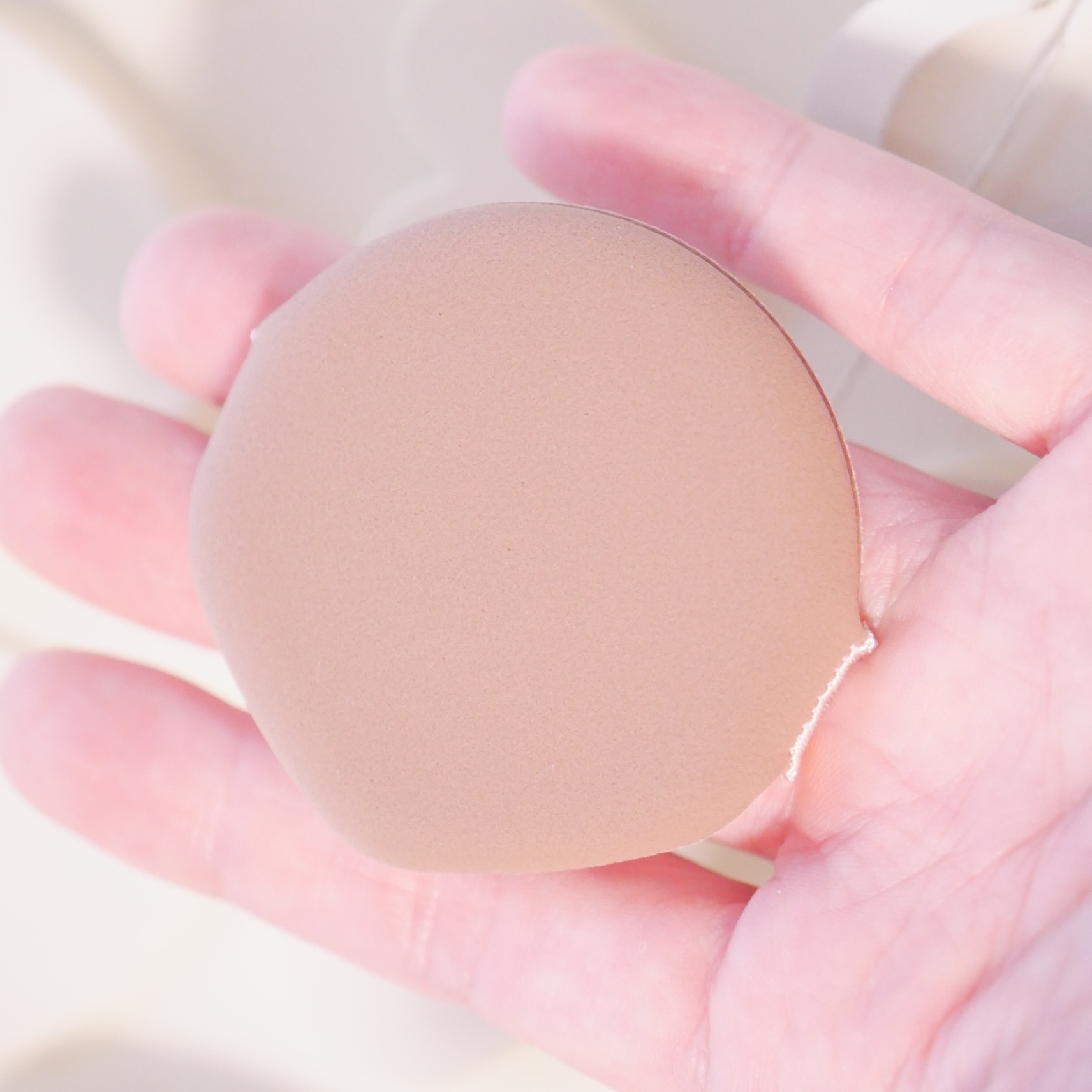 ヴェールヌーディ エッセンスパクトグロウ/AGE20’s/クリーム・エマルジョンファンデーションを使ったクチコミ（3枚目）