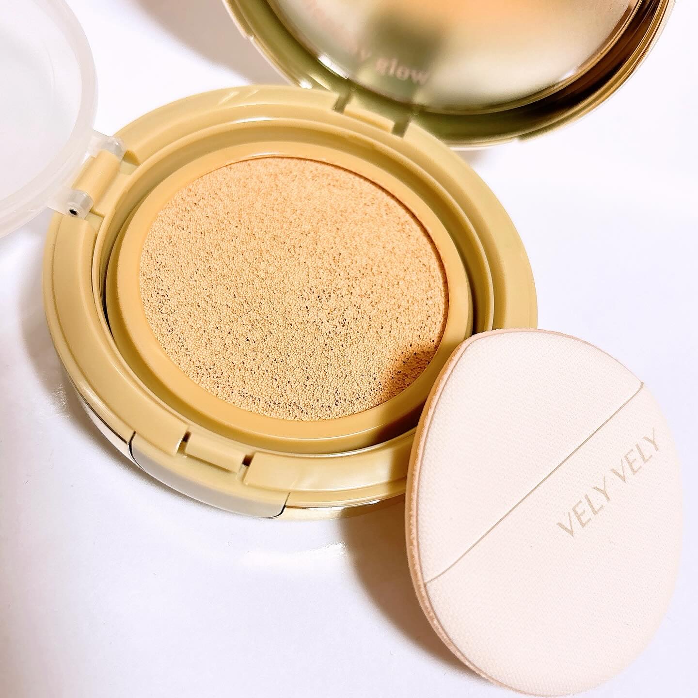 はちみつツヤ肌クッションファンデ/VELY VELY/クッションファンデーションを使ったクチコミ（3枚目）