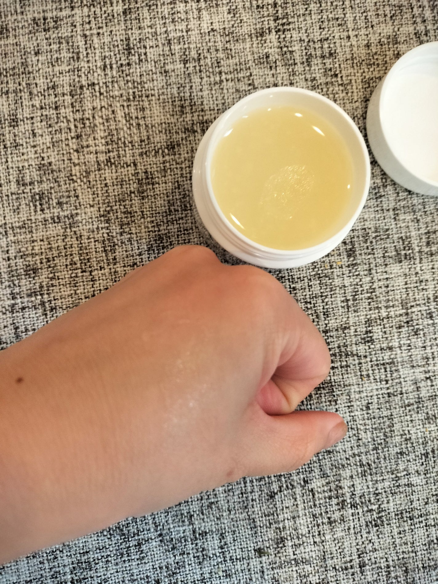 アリィー クロノビューティ UV ヘアカラーラスティング&スタイリング バーム/アリィー/ヘアバームを使ったクチコミ(2枚目)