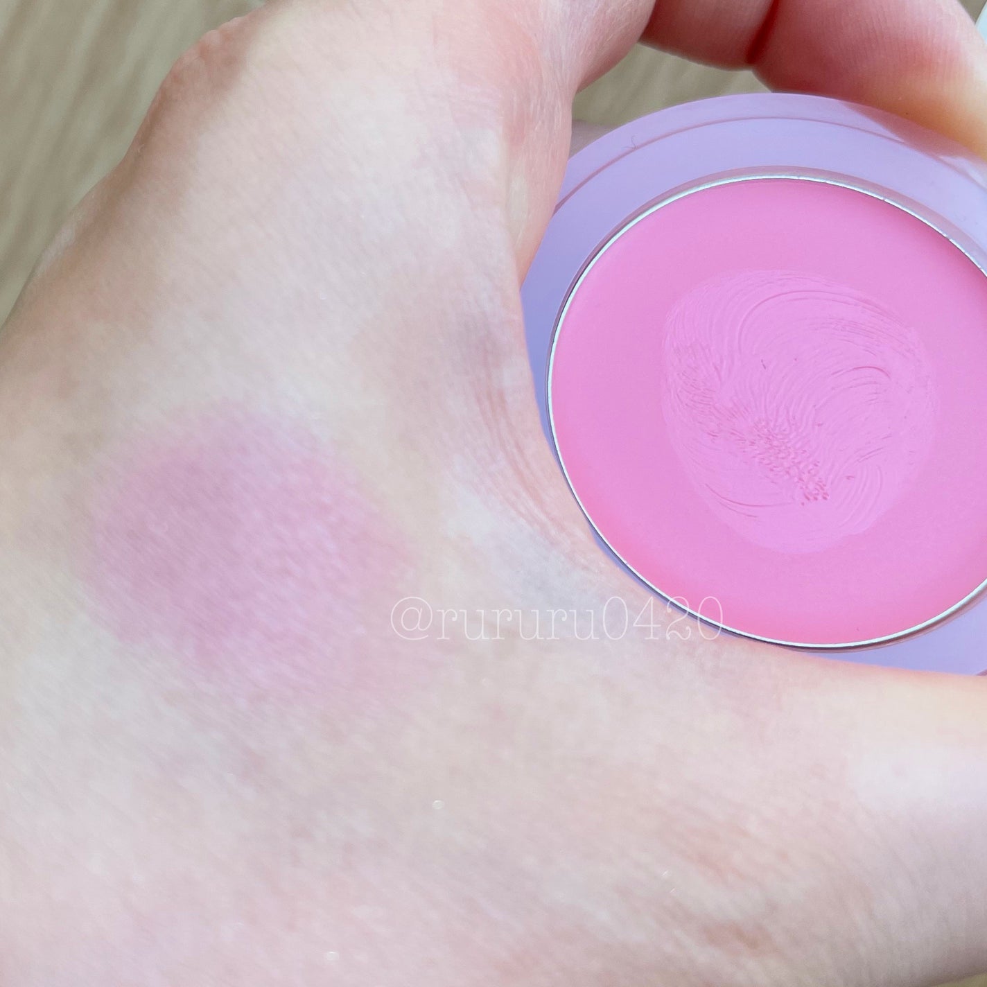 メルティンググロウチークバーム/hana by hince/ジェル・クリームチークを使ったクチコミ(1枚目)