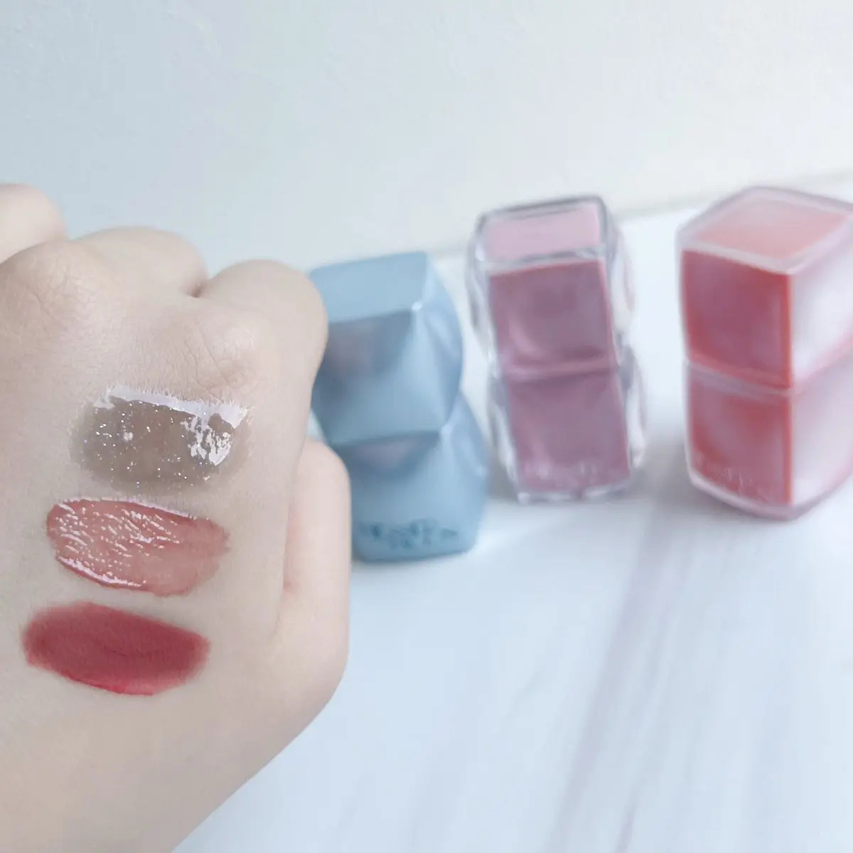 Veil Mood Lip Gloss ドーンブラック/BLESSED MOON/リップグロスを使ったクチコミ（2枚目）