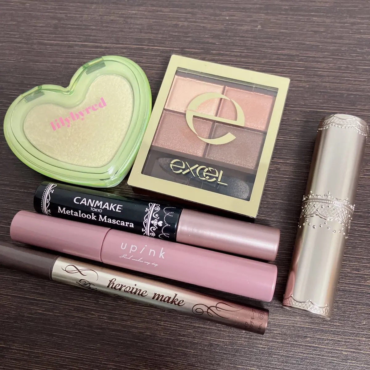 スキニーリッチシャドウ/excel/アイシャドウパレットを使ったクチコミ（3枚目）