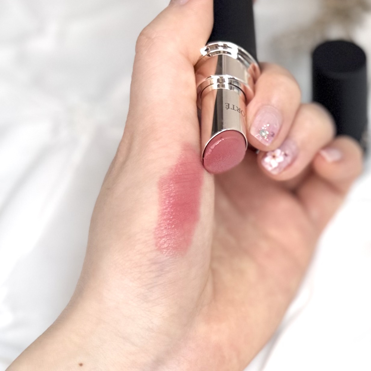 ルージュデコルテ　クリームグロウ/DECORTÉ/口紅を使ったクチコミ（1枚目）