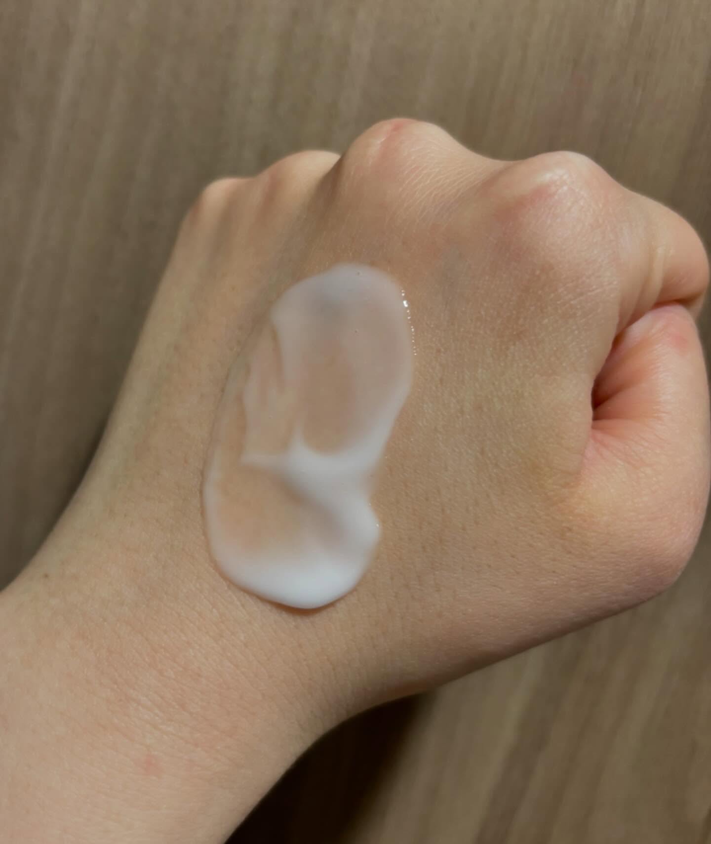 ELASTINE マジックコントロール モイスチャーケア ヘアミルク/ELASTINE/ヘアミルクを使ったクチコミ（3枚目）