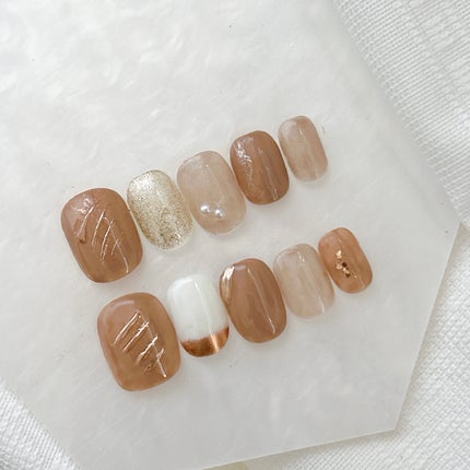 nail_c_tip フォロバ on LIPS 「ネイルデザイン💅#ハンドケア#セルフネイル#ネイルチップ#イエ..」(1枚目)